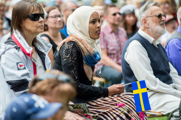 Od otwartych serc do przymykania drzwi. Jak imigranci zmienili Szwecję?