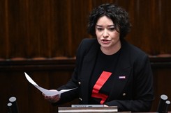 Awantura o aborcję. Żukowska uderza w Hołownię