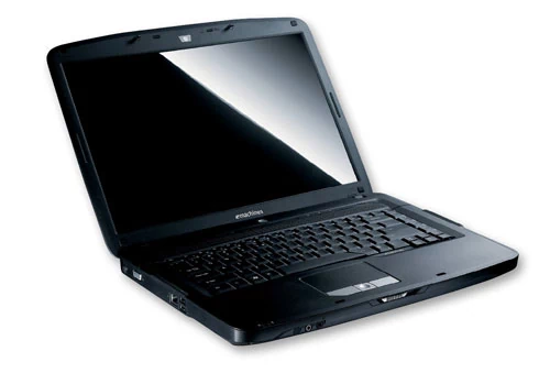 Za niespełna 1200 złotych kupimy notebook Acer eMachines 510. Może nie jest zbyt wydajny, ale bez problemu sprawdzi się w domowych lub biurowych zastosowaniach. W tej cenie trudno znaleźć stacjonarny komputer z monitorem i klawiaturą