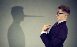 Międzynarodowy Dzień bez Kłamstwa. Czy da się nie kłamać? Kim jest patologiczny kłamca? [ROZMOWA]