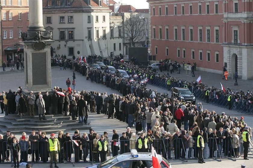 Para Prezydencka opuściła Warszawę. Jest już w Krakowie