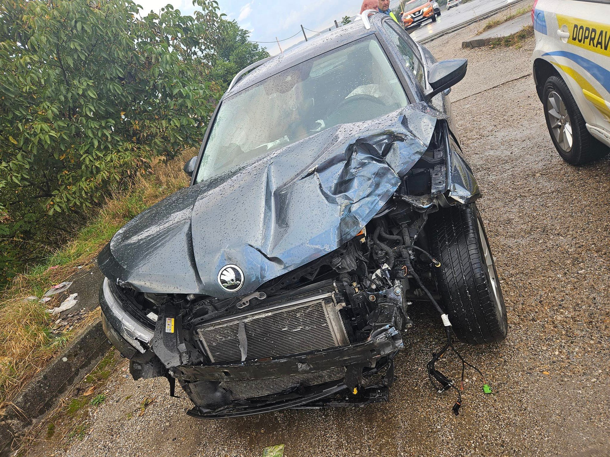 Linhart ukázal auto po nehode.