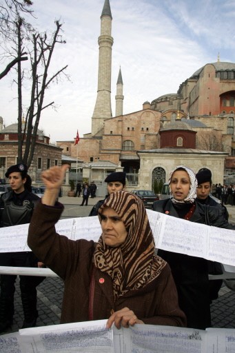 TURKEY-VATICAN-POPE-PROTEST