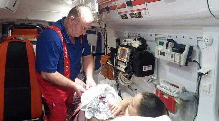 A mentőket egy megindult szüléshez riasztották