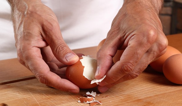 Ljuštenje kuvanih jaja