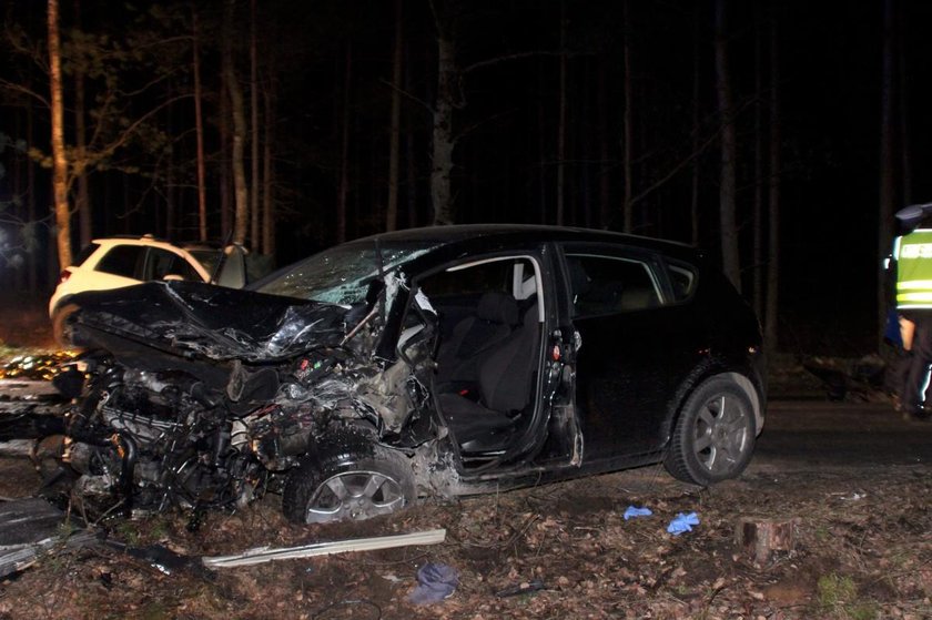 Tragedia pod Kościerzyną. Rodzice zginęli na oczach dzieci