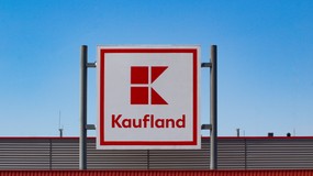 System kaucyjny 2025: Kaufland wprowadza butelkę 3,001 l omijającą kaucję. Czy to legalne?