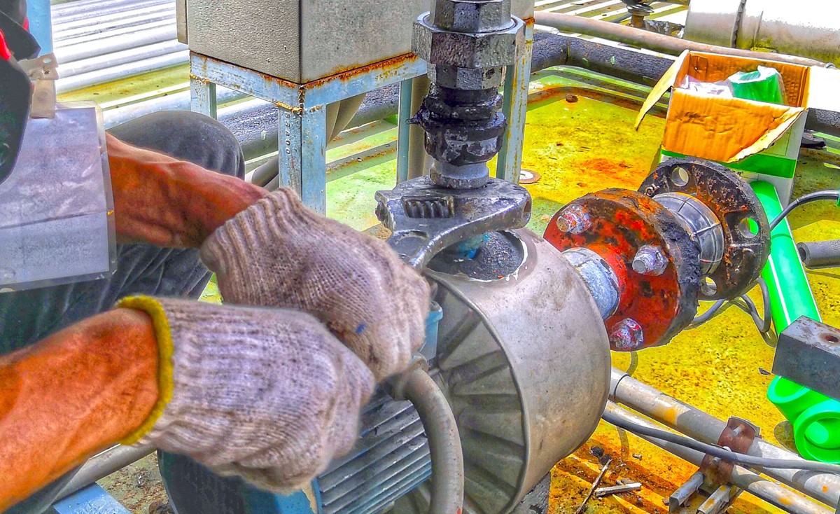 Białoruś zaproponuje rozwiązanie techniczne ws. zanieczyszczonej ropy w rurociągu Przyjaźń