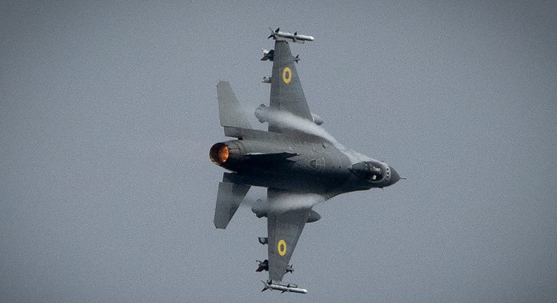 A Ukrainian Air Force F-16 fighter jet flies in an undisclosed location in Ukraine on August 4, 2024.AP Photo/Efrem Lukatsky