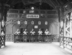 Sektor dla nudystów, tor saneczkowy i orkiestra na plaży… Tak działały uzdrowiska w II RP [ARCHIWALNE ZDJĘCIA]