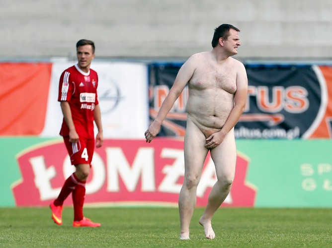 Tego jeszcze w Polsce nie było. Golas przerwał mecz Górnika z Lechem