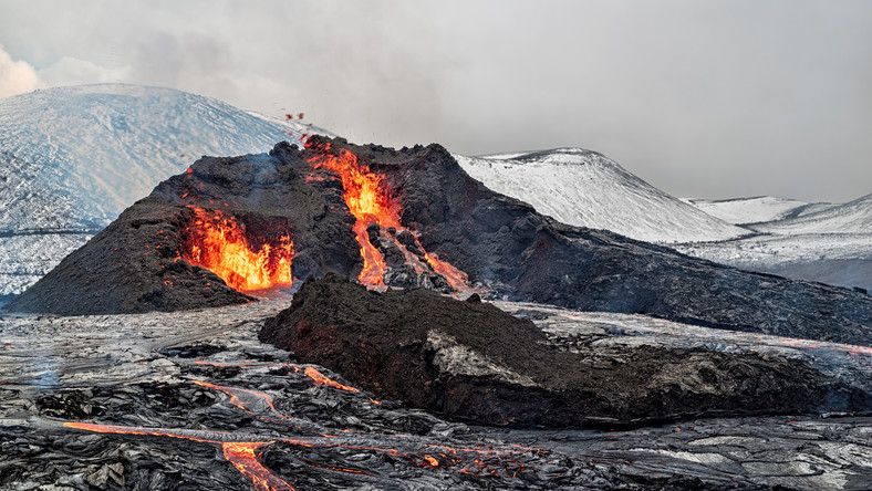 Erupcja wulkanu Fagradalsfjall. Zdjęcie archiwalne