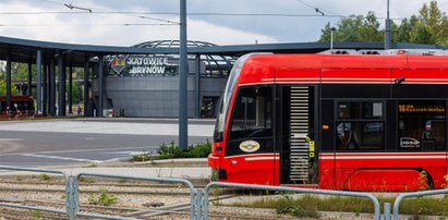 Groźny incydent w Katowicach. Mężczyzna został wciągnięty pod tramwaj