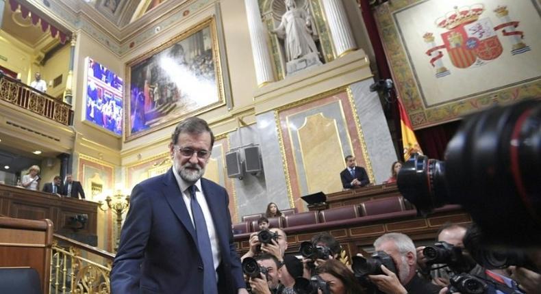 Spanish Prime Minister Mariano Rajoy's government faces a vote of no confidence tabled by the far-left Podemos to denounce a series of corruption scandals that have hit Rajoy's conservative party