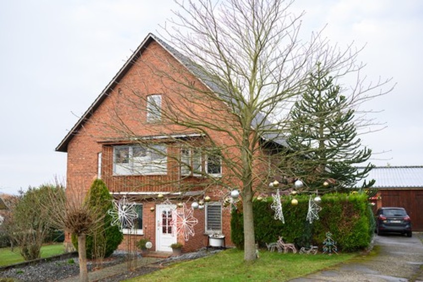 Kuća Suzane i njenog supruga gde su okitili 621 jelku