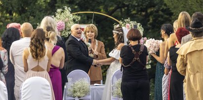 Tłum znanych gwiazd na ślubie Skiby. Kto sie pojawił na ceremonii?