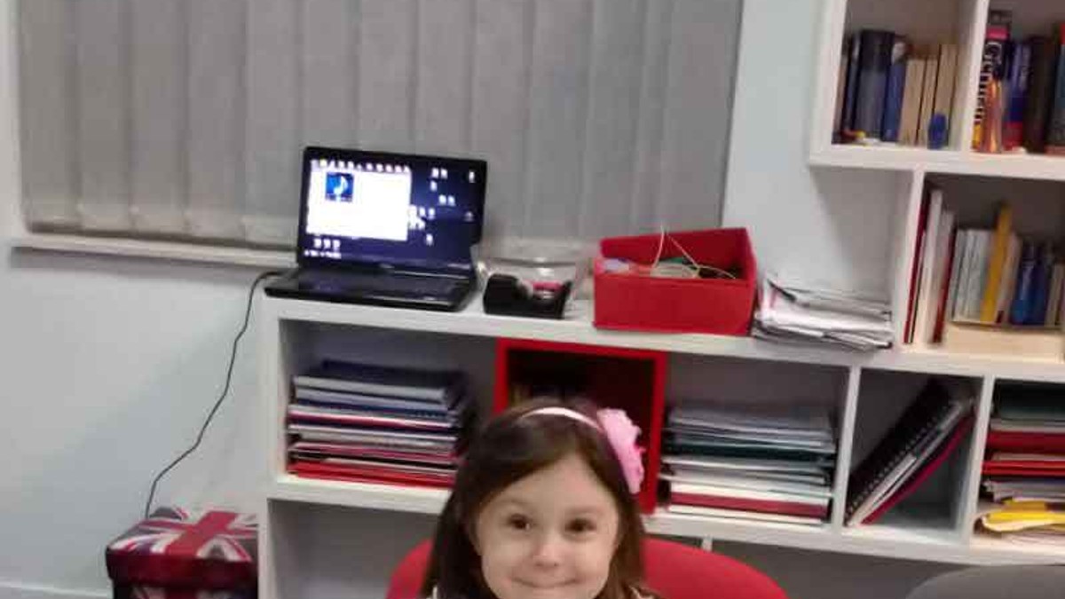 Mia Petijevic trebinje engleski jezik