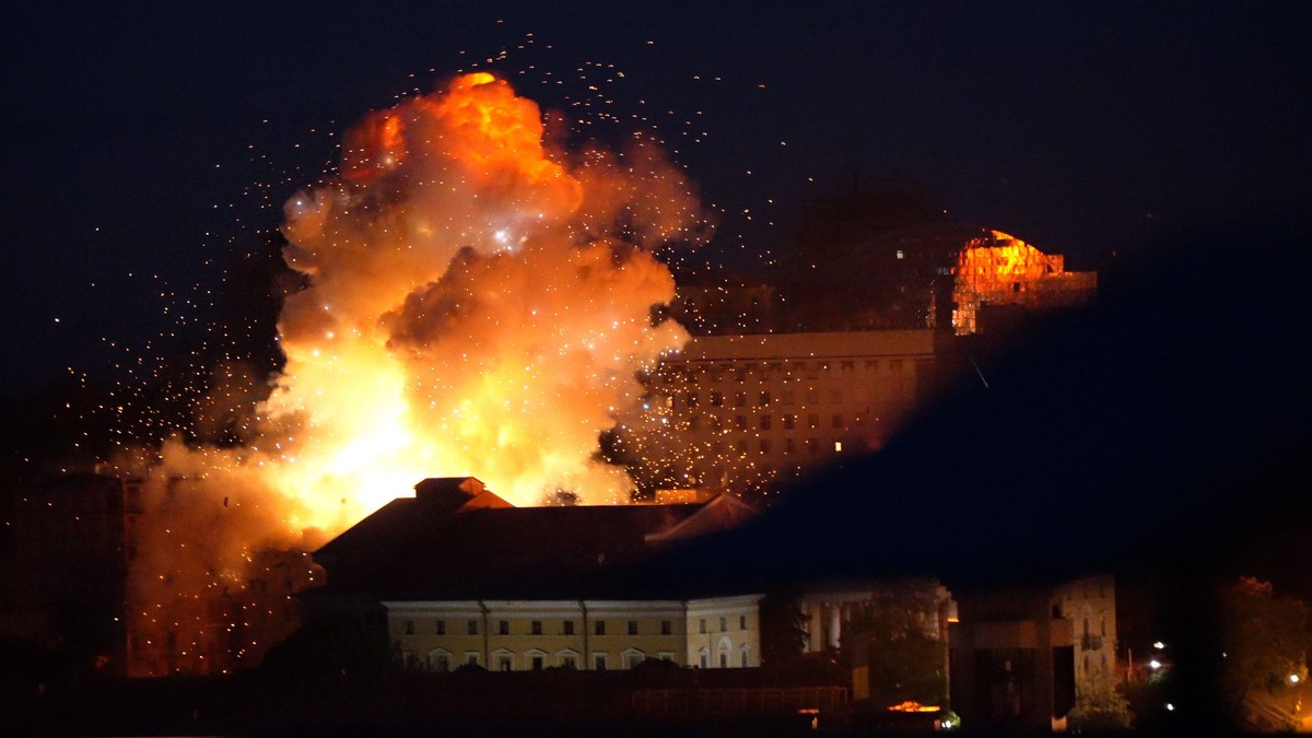 Rusija je tokom vikenda izvela velike napade na Kijev i preti da će to ponoviti | Foto: BBC/Lee Durant
