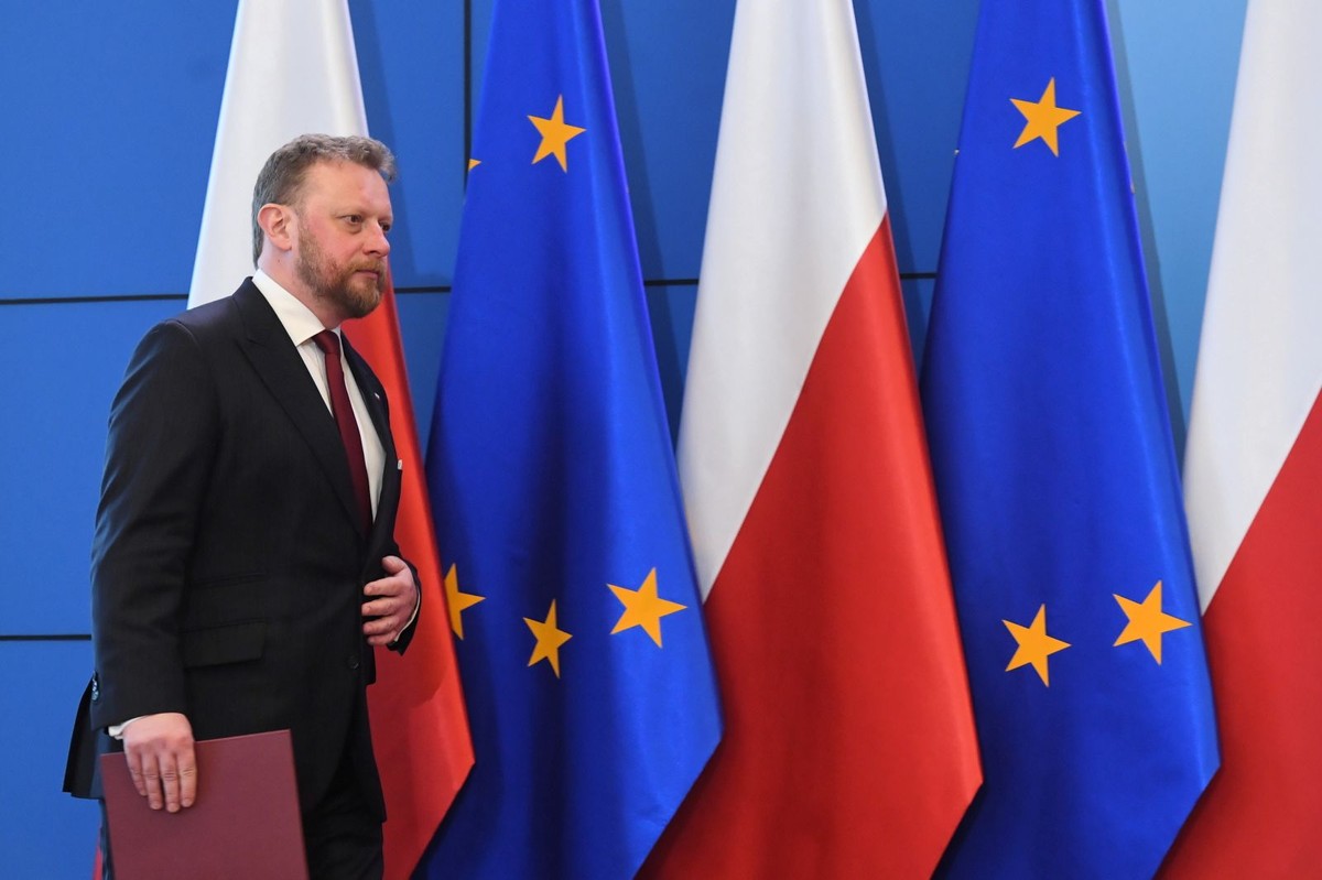 Przyznał, że ma nadzieję, że działania, które podjął rząd przynajmniej częściowo zatrzymają dynamikę wzrostu zachorowań i "nie będziemy mieli modelu włoskiego".
