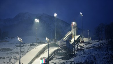 Simon Ammann wycofany z Turnieju Czterech Skoczni. Szwajcar nie dokończy 27. startu