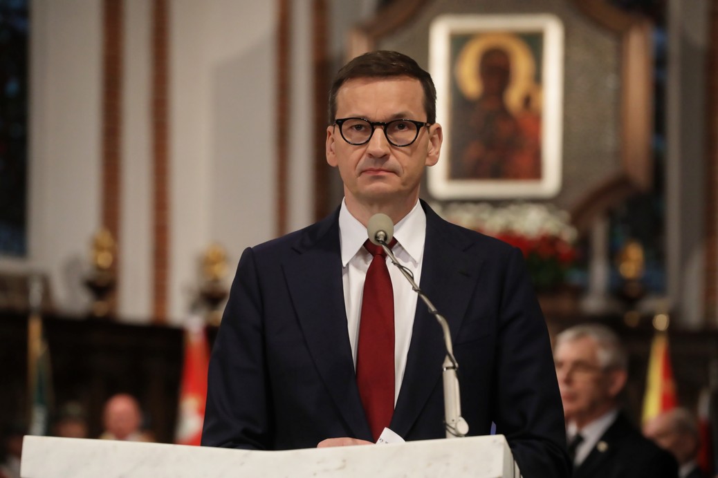 Premier Mateusz Morawiecki podczas mszy świętej.