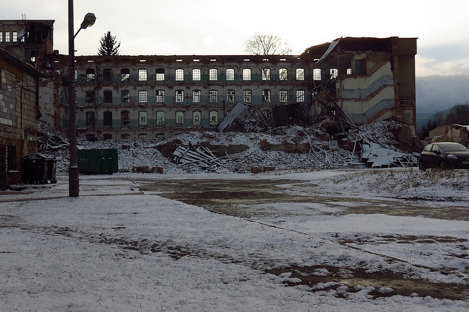 Mysłakowice - ruiny zabytkowej przędzalni