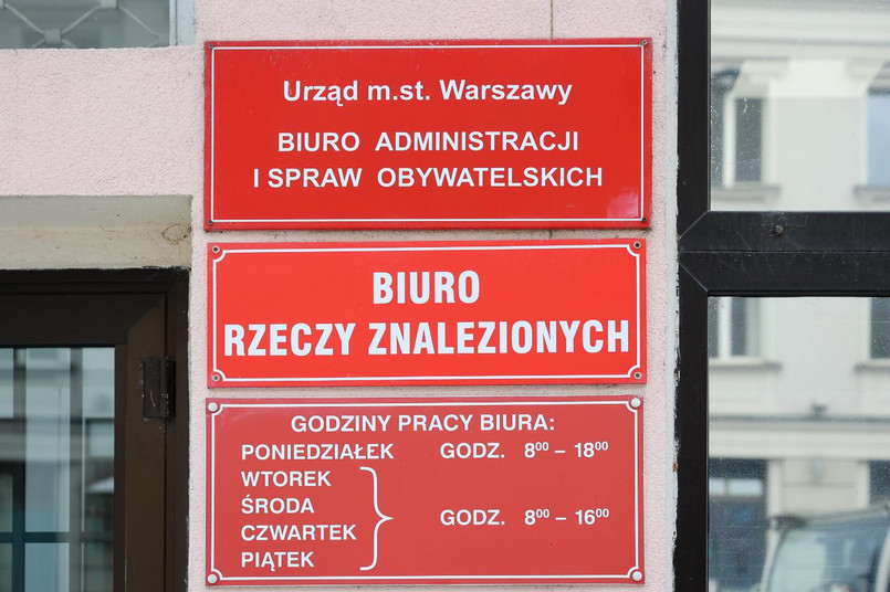 Warszawa. Biuro Rzeczy Znalezionych
