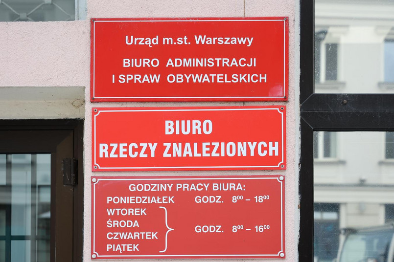 Warszawa. Biuro Rzeczy Znalezionych
