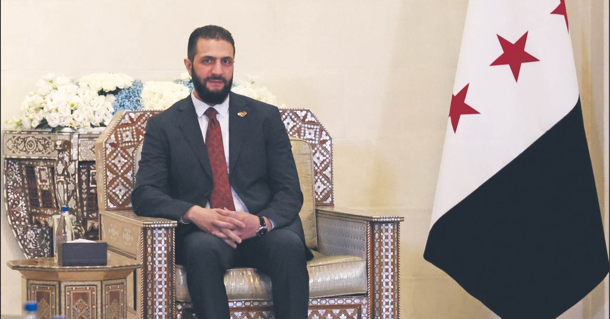 Krucha przyszłość Syrii rok po upadku Asada