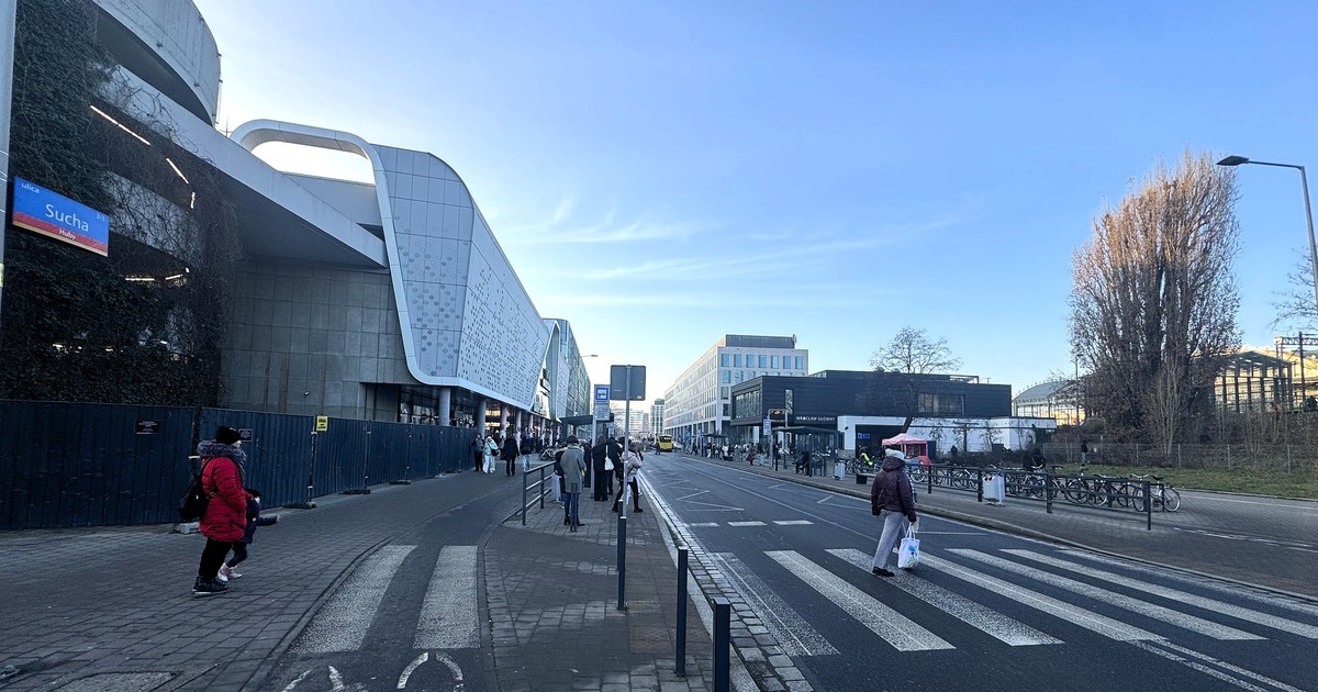 Przy dworcach powstanie centrum przesiadkowe