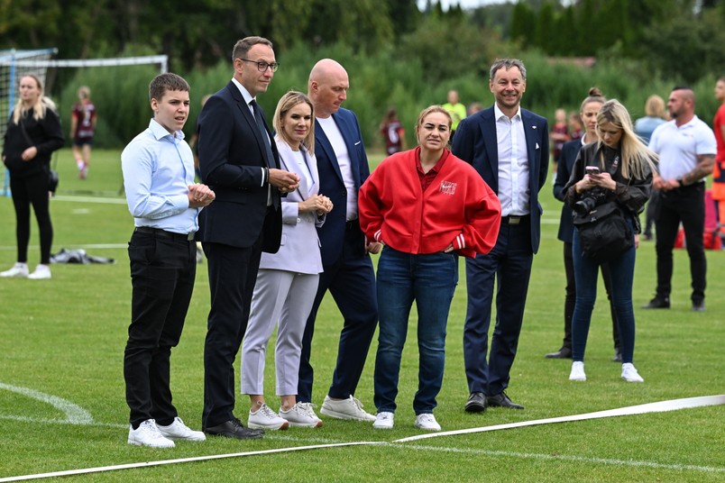 Pierwsze oficjalne wystąpienie Marty Nawrockiej. Zobacz, jak wypadła żona prezydenta RP