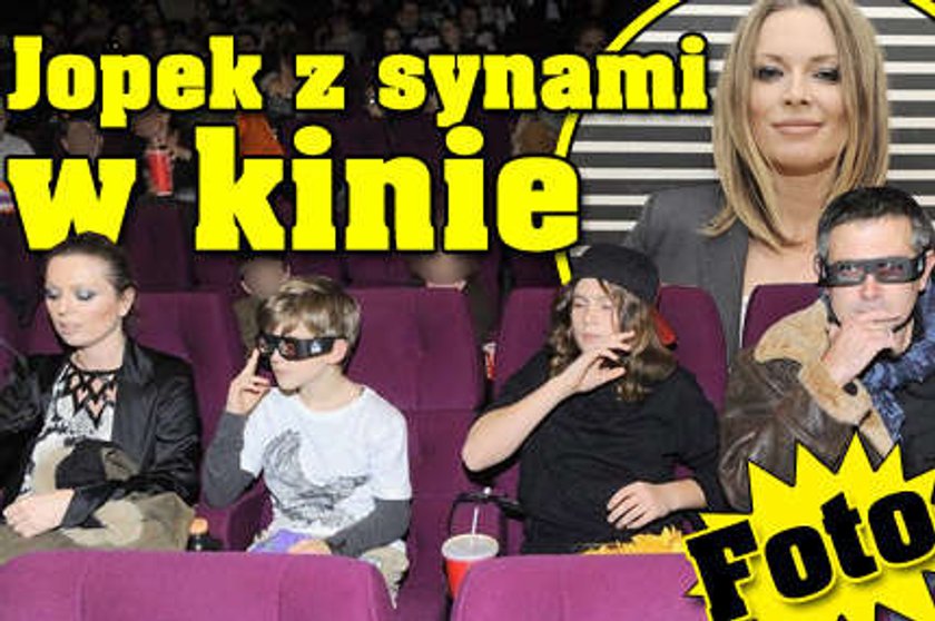 Jopek z synami w kinie. Foto