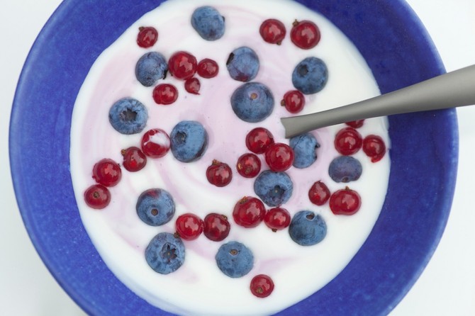 Voćni jogurt