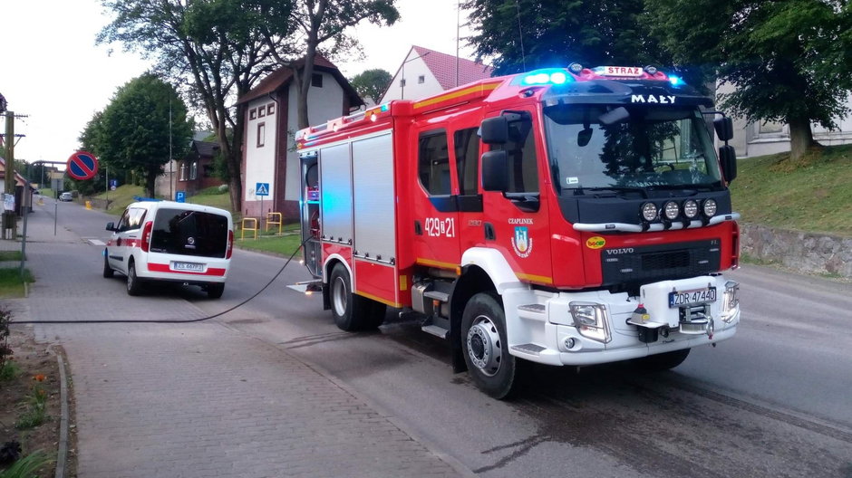 Nad ranem spalił się samochód w Czaplinku Fot. OSP Czaplinek