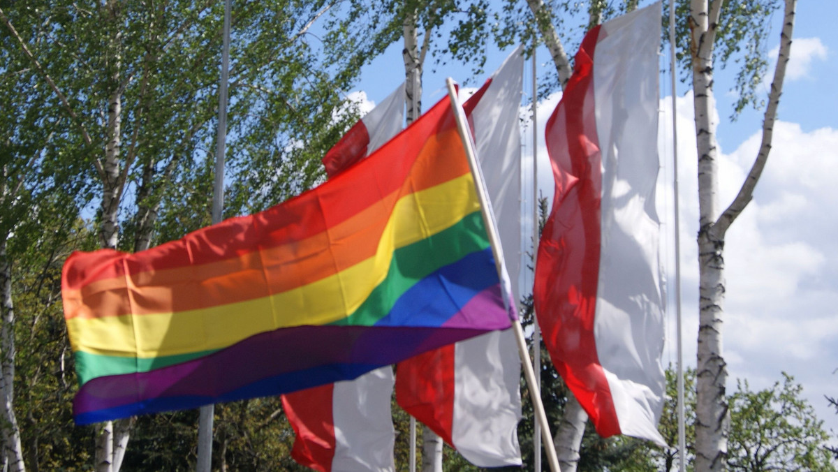 Śluby LGBT w Polsce. Jest kościół który na to pozwala