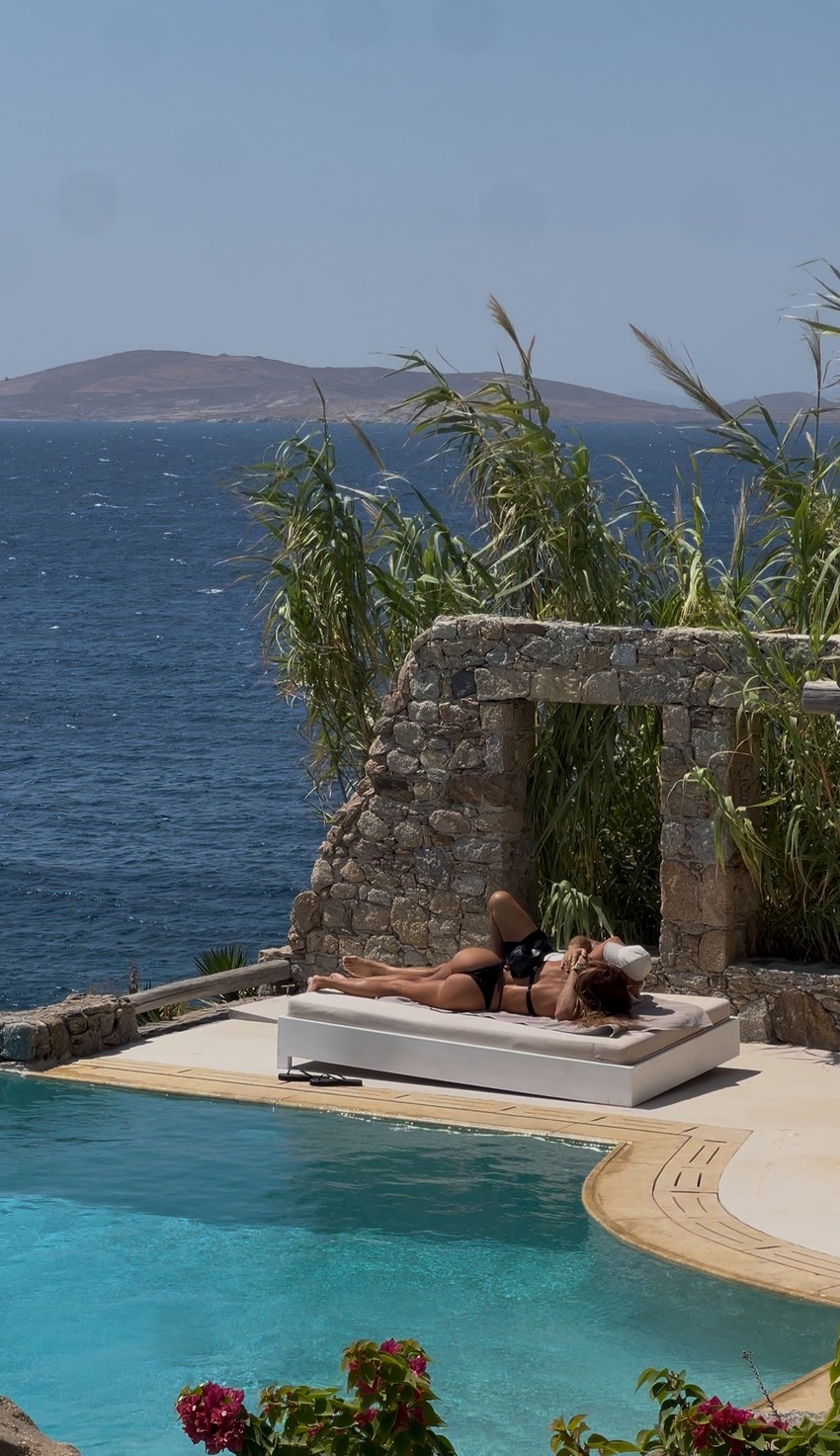 Paparaco: Marina Visković sa biznismenom na Mikonosu