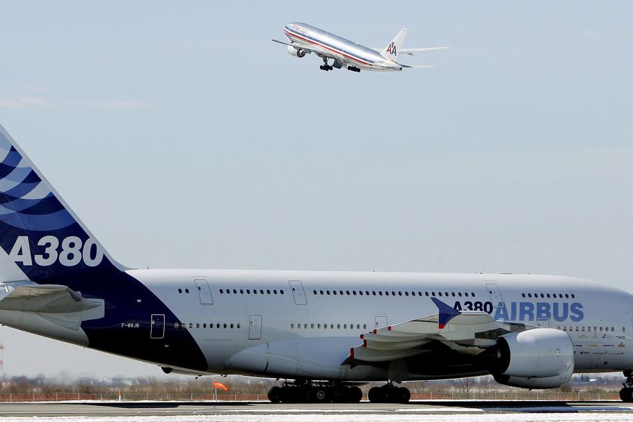 Pierwszy lot Airbusa A380 do USA (2007 r.)