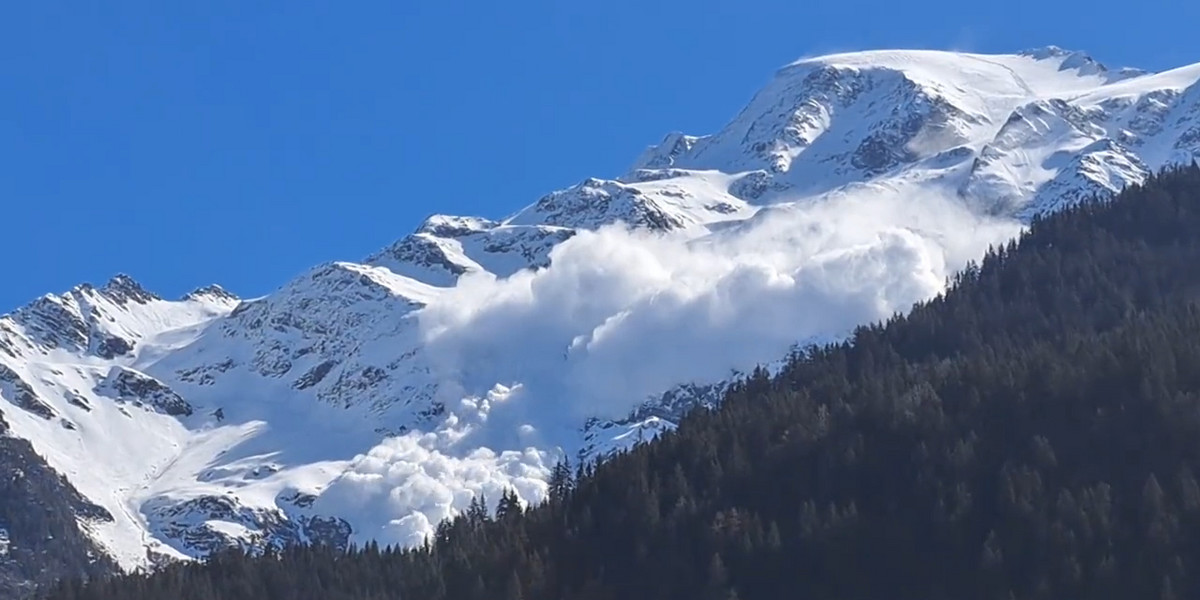 W Alpach zeszła potężna lawina. 