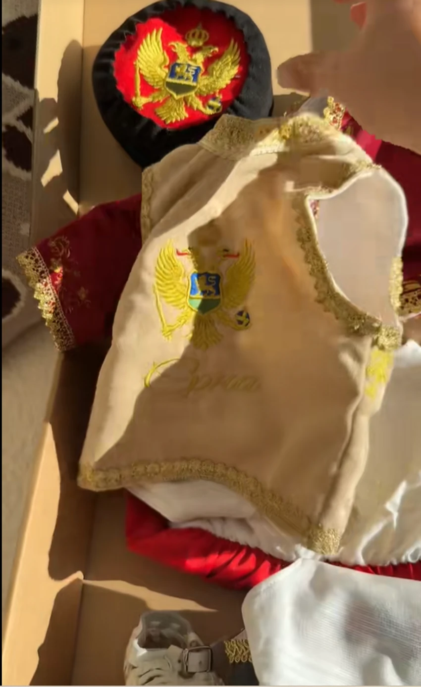 Branko Babić pokazao poklone za blizance