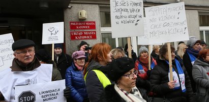 Sukces protestujących! Los szpitala w rękach radnych!