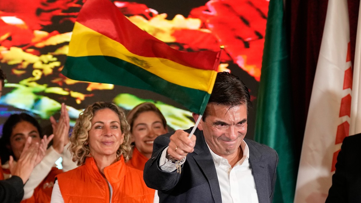 Bolivija dobila novog predsednika Rodriga Paza, evo šta je poručio ...