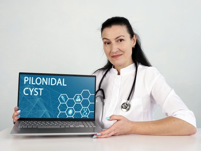 Pilonidális ciszta: oka, tünetei és kezelése