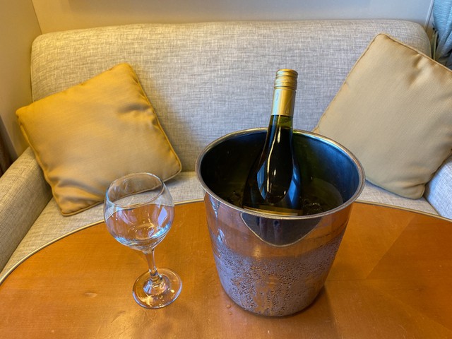 Alcohol may lead to a number of negative health consequences [BI]