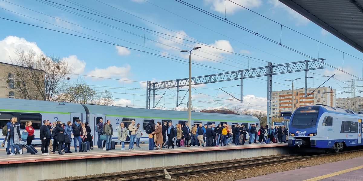 PKP PLK chce przyspieszyć prędkość polskich pociągów.