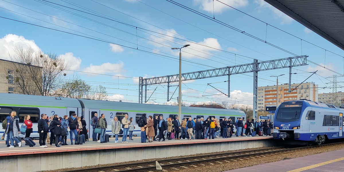 PKP PLK chce przyspieszyć prędkość polskich pociągów.