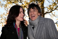 Ronnie Wood z The Rolling Stones ma 68 lat i znów będzie ojcem. Podwójnym!