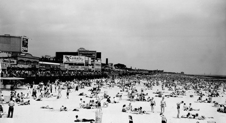 Coney Island, 1945