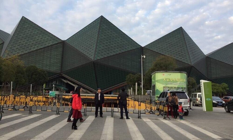 Longgang Stadium