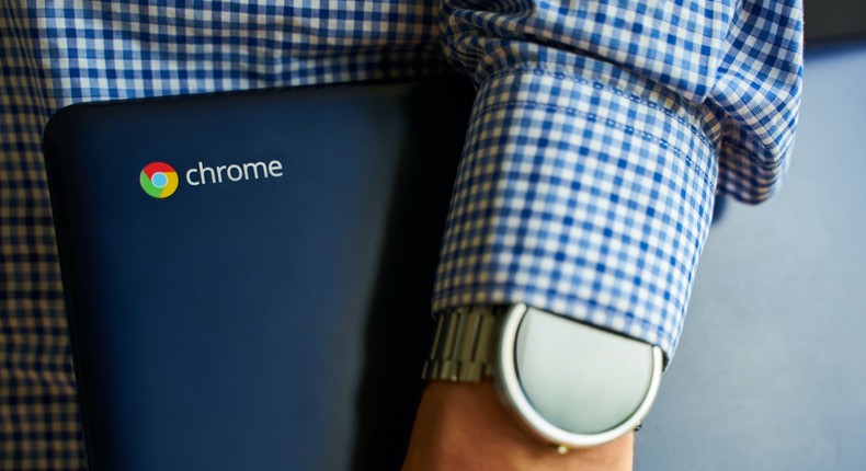 How to invert the colors on your Chromebook, which might make icons and ...