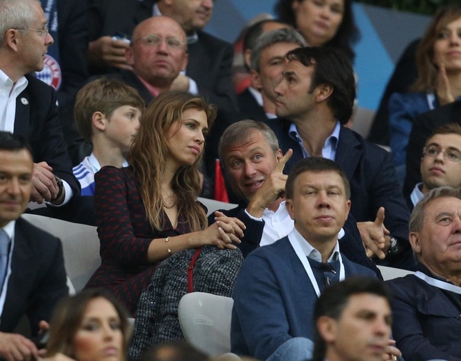 Daša i Roman Abramovič na finalu Lige šampiona, 2012. godine